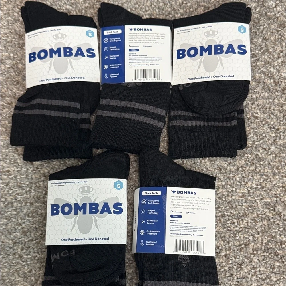 Bombas Set of 5 Mid Calf Black and Gray Athletic Socks